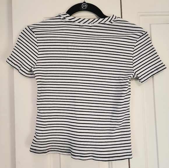 T-shirt stripped - Picture 2 of 3